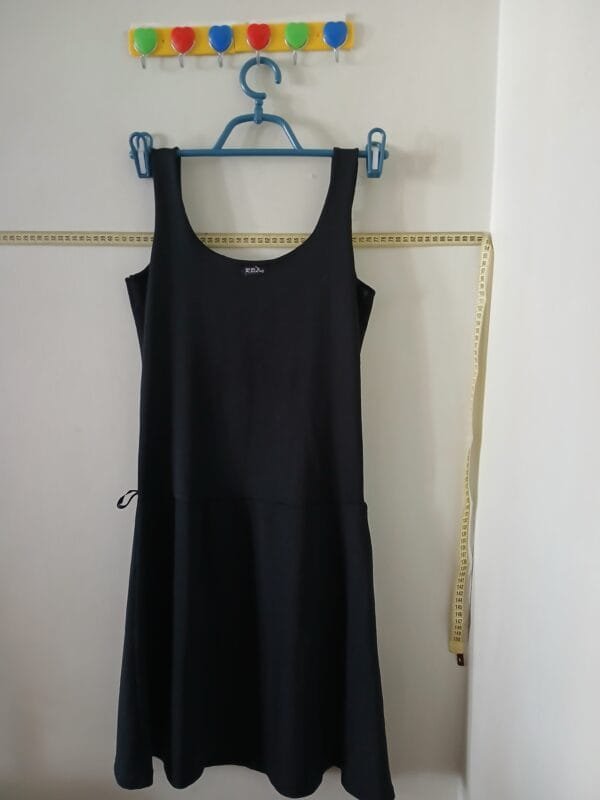 Vestido preto Tam P - Imagem 2