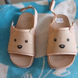 MODA INFANTIL  Sandália  Tam 28