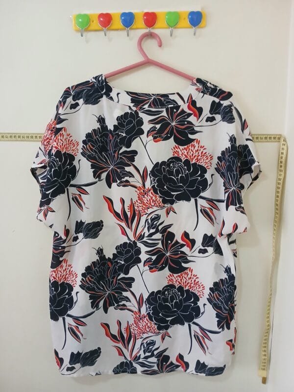 BLUSA EM VISCOSE ESTAMPADA  TAM GG - Imagem 3