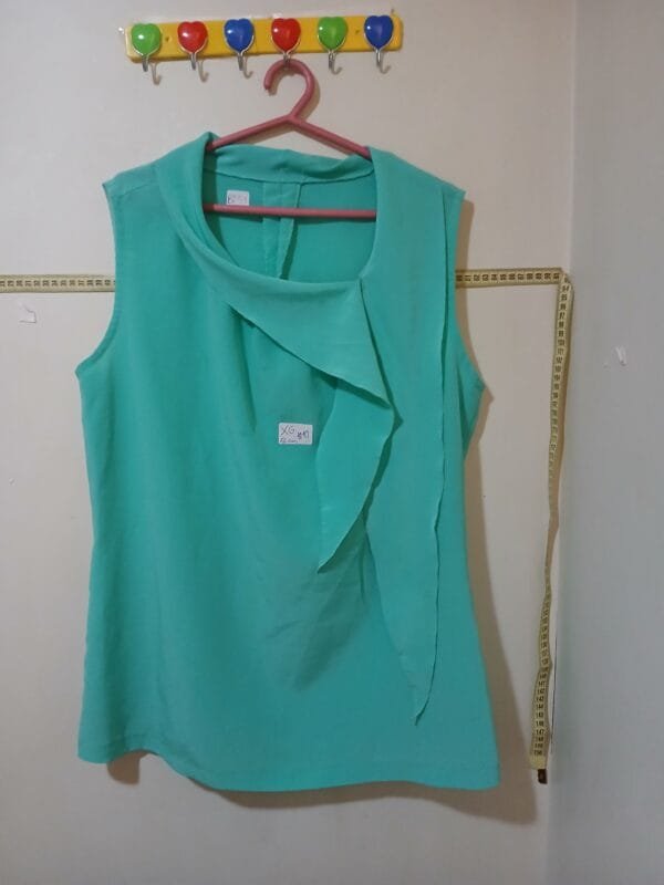 BLUSA EM CREPE TAM XG