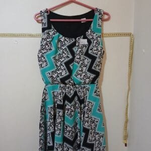 BLUSA EM CREPE COM FORRO TAM P