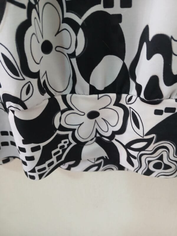 BLUSA EM MALHA FRIA TAM EG - Imagem 3